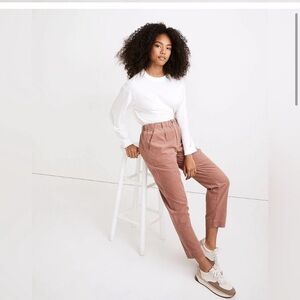Madewell Corduroy Pull-On Mid-Rise Jogger Pants in Dusty Rose Pink Size XSmall